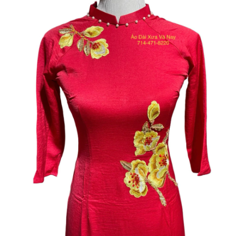 Áo dài Tây Thi truyền thống thêu đính ngọc Size S - Red Embroidered Vietnamese Ao Dai with embroidered